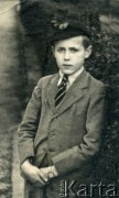 1944-1945, Edynburg, Szkocja, Wielka Brytania.
Tadeusz Bernakiewicz (młodszy brat Krystyny, później po mężu Kosiby).
Fot. NN, kolekcja Krystyny Kosiby, reprodukcje cyfrowe w Ośrodku KARTA