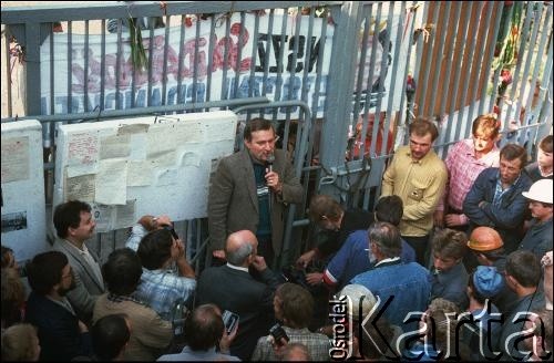 1988, Gdańsk, Polska.
Lech Wałęsa podczas strajku w Stoczni Gdańskiej im. Lenina.
Fot. Wojciech Druszcz, zbiory Ośrodka KARTA
