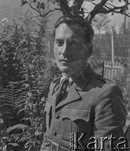 1940-1941, Münchenbuchsee, Szwajcaria.
Żołnierz z 2. Dywizji Strzelców Pieszych  ppor. Mamert Miż-Miszyn. W czasie internowania pisał do gazety 