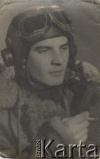 1940-1947, brak miejsca. 
Stefan Madejski w stroju lotnika, portret. 
Fot. NN, zbiory Ośrodka KARTA, Pogotowie Archiwalne [PAF_046], udostępniła Małgorzata Krzyżak