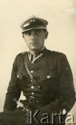 lata 30., Polska.
Porucznik Tadeusz Kukla.
Fot. NN, album Tadeusza Kukli, zbiory Biblioteki Polskiej im. Ignacego Domeyki w Buenos Aires (Biblioteca Polaca Ignacio Domeyko)