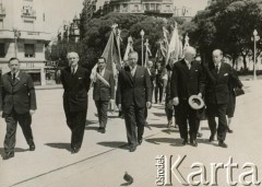 Po 1945, Argentyna.
Uroczystość z udziałem działaczy polonijnych, od lewej NN, Poseł Argentyny w Warszawie Wilhelm Achard, inż. Śliwiński, sekretarz Związku W. Chełminiak, Zbigniew Żółtowski.
Fot. NN, zespół nr 19 