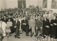 1937-1941, Valentin Alsina, prowincja Buenos Aires, Argentyna.
Rocznica wymarszu Pierwszej Kompanii Kadrowej. Na fotografii Stanisław Pyzik z żoną, prezes Kotaczyński, minister Zdzisław Kurnikowski, referent Wróblewski, referent Materko, ksiądz Michalik,
Fot. NN, zespół nr 19 