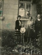 13.09.1964, Częstochowa, Polska.
Rodzina.
Fot. NN, zespół nr 19 