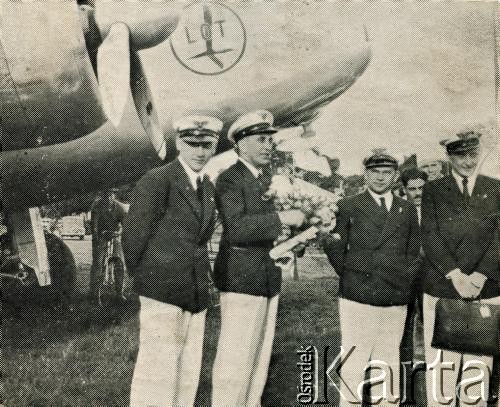 1938, Buenos Aires, Argentyna.
Dyrektor PLL LOT Wacław Makowski z załogą samolotu Lockheed L-14 super Electra. 
Fot. NN, zbiory Biblioteki Polskiej im. Ignacego Domeyki w Buenos Aires (Biblioteca Polaca Ignacio Domeyko)
