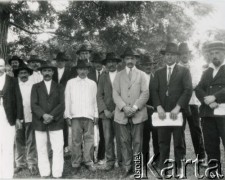 1928, prowincja Misiones, Argentyna.
Polscy osadnicy.
Fot. Stanisław Pyzik, zbiory Biblioteki Polskiej im. Ignacego Domeyki w Buenos Aires (Biblioteca Polaca Ignacio Domeyko)