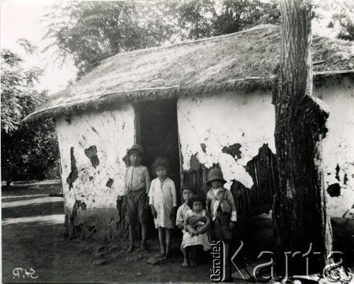 lata 20., Misiones, Argentyna
Oryginalny podpis: „Typowe anchois kreolów”.
Fot. NN, zespół nr 19 