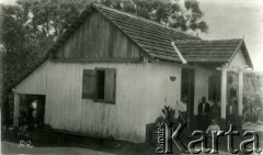 1928, Misiones, Argentyna
Dom osadników.
Fot. Stanisław Pyzik, Biblioteka Polska im. Ignacego Domeyki