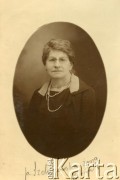 Początek XX wieku, Argentyna.
Maria Józefina Szelągowska z domu Corne - żona działacza polonijnego Michała Szelągowskiego.
Fot. NN, zbiory Biblioteki Polskiej im. Ignacego Domeyki w Buenos Aires (Biblioteca Polaca Ignacio Domeyko)