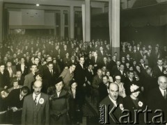 lata 30., Buenos Aires, Argentyna.
Polska uroczystość z udziałem działaczy polonijnych.
Fot. NN, zbiory Biblioteki Polskiej im. Ignacego Domeyki w Buenos Aires