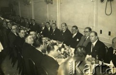 lata 30., Buenos Aires, Argentyna.
Działacze polonijni
Fot. NN, zbiory Biblioteki Polskiej im. Ignacego Domeyki w Buenos Aires