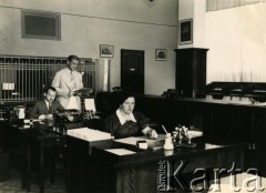 Lata 30., Buenos Aires, Argentyna.
Pracownicy Banco Polaco.
Fot. NN, zbiory Biblioteki Polskiej im. Ignacego Domeyki w Buenos Aires (Biblioteca Polaca Ignacio Domeyko)