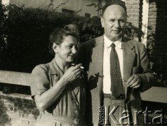 Lata 50., Argentyna.
Józef i Wiktoria Machnik.
Fot. NN, kolekcja W.Ardasiewicz-Machnik, zbiory Biblioteki Polskiej im. Ignacego Domeyki w Buenos Aires (Biblioteca Polaca Ignacio Domeyko), reprodukcje cyfrowe w Ośrodku KARTA w Warszawie (syg. oryg.25)