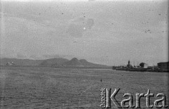 Lata 40., Rio de Janeiro, Brazylia.
Port. Fotografia wykonana przez Marię Świeczewską lub jej męża Karola. Oboje po wojnie wyemigrowali do Argentyny. Małżeństwo przyjaźniło się z pisarzem Witoldem Gombrowiczem.
Fot. NN, kolekcja Marii Świeczewskiej-Wańke, zbiory Biblioteki Polskiej im. Ignacego Domeyki w Buenos Aires (Biblioteca Polaca Ignacio Domeyko), reprodukcje cyfrowe w Ośrodku KARTA w Warszawie