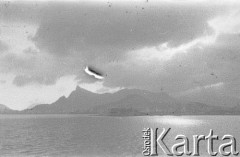 Lata 40., Rio de Janeiro, Brazylia.
Port. Fotografia wykonana przez Marię Świeczewską lub jej męża Karola. Oboje po wojnie wyemigrowali do Argentyny. Małżeństwo przyjaźniło się z pisarzem Witoldem Gombrowiczem.
Fot. NN, kolekcja Marii Świeczewskiej-Wańke, zbiory Biblioteki Polskiej im. Ignacego Domeyki w Buenos Aires (Biblioteca Polaca Ignacio Domeyko), reprodukcje cyfrowe w Ośrodku KARTA w Warszawie