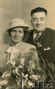 1.12.1951, Poznań, Polska. 
Krewni ojca Justyniana Maciaszka.
Fot. ze zbiorów Archiwum Ojców Franciszkanów w Polskiej Misji Katolickiej w Martin Coronado w Argentynie, akta ojca Justyniana Maciaszka, reprodukcje cyfrowe w  Bibliotece Polskiej im. Ignacego Domeyki w Buenos Aires (Biblioteca Polaca Ignacio Domeyko) i w Ośrodku KARTA w Warszawie