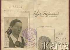 Brak daty, Argentyna.
Zofia Bojarczuk.
Fot. NN, kolekcja Zofii i Alojzego Brudzińskich, zbiory  Archiwum Ojców Franciszkanów w Polskiej Misji Katolickiej w Martin Coronado, reprodukcje cyfrowe w  Bibliotece Polskiej im. Ignacego Domeyki w Buenos Aires (Biblioteca Polaca Ignacio Domeyko) i w Ośrodku KARTA w Warszawie
