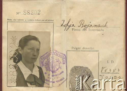 Brak daty, Argentyna.
Zofia Bojarczuk.
Fot. NN, kolekcja Zofii i Alojzego Brudzińskich, zbiory  Archiwum Ojców Franciszkanów w Polskiej Misji Katolickiej w Martin Coronado, reprodukcje cyfrowe w  Bibliotece Polskiej im. Ignacego Domeyki w Buenos Aires (Biblioteca Polaca Ignacio Domeyko) i w Ośrodku KARTA w Warszawie