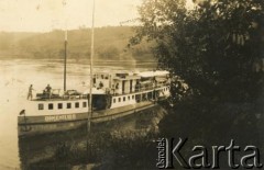 1936-1945, Parana, okolice Wandy, Argentyna.
Statek 