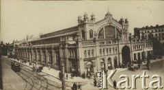 Lata 20., Warszawa, Polska.
Hala Mirowska.
Fot. z albumu porucznika Jana Obłoczyńskiego z Batalionu Chemicznego WP, zbiory Ośrodka KARTA, przekazała Jolanta Wolszczynin.