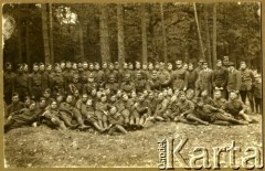 Lata 20., Warszawa, Polska.
Żołnierze Batalionu Chemicznego.
Fot. z albumu porucznika Jana Obłoczyńskiego z Batalionu Chemicznego WP, zbiory Ośrodka KARTA, przekazała Jolanta Wolszczynin.