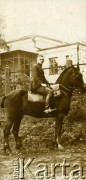 Lata 20., Warszawa, Polska.
Żołnierz Batalionu Chemicznego.
Fot. z albumu porucznika Jana Obłoczyńskiego z Batalionu Chemicznego WP, zbiory Ośrodka KARTA, przekazała Jolanta Wolszczynin.