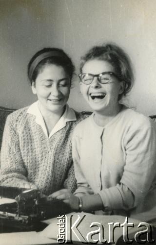 Czerwiec 1964, Martin Coronado, Argentyna.
Jolanta Wolszczynin z koleżanką.
Fot. NN, udostępniła Jolanta Wolszczynin.