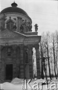 12.03.1929, Podhorce, Polska.
Kościół zamkowy pw. św. Józefa.
Fot. Anna Wielowieyska, udostępniła Maria Wielowieyska, reprodukcje cyfrowe w  Bibliotece Polskiej im. Ignacego Domeyki w Buenos Aires (Biblioteca Polaca Ignacio Domeyko) i w Ośrodku KARTA w Warszawie
