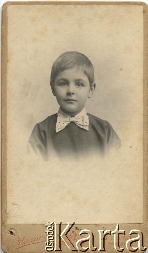 1905, Lwów, Polska.
Stanisław Cieński.
Fot. NN, zbiory Marii Wielowieyskiej Petrikorich, reprodukcje cyfrowe w Bibliotece Polskiej im. Ignacego Domeyki w Buenos Aires (Biblioteca Polaca Ignacio Domeyko) i w Ośrodku KARTA w Warszawie 



