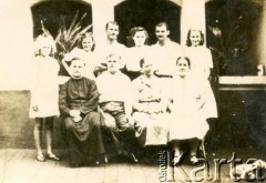 Lata 40., Azara, Misiones, Argentyna.
Fotografia rodzinna Raczkowskich.
Fot. NN, zbiory Józefy Raczkowski z d. Dwojak, kopie cyfrowe w Bibliotece Polskiej im. Ignacego Domeyki w Buenos Aires (Biblioteca Polaca Ignacio Domeyko) i w Ośrodku KARTA w Warszawie 


