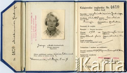 3.10.1936, Gdynia, Polska.
Książeczka żeglarska Jadwigi Mickiewicz.
Fot. NN, zbiory Moniki Mickiewicz, reprodukcje cyfrowe w Bibliotece Polskiej im. Ignacego Domeyki w Buenos Aires (Biblioteca Polaca Ignacio Domeyko) i w Ośrodku KARTA w Warszawie.
