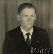 Brak daty, prowincja Chaco, Argentyna.
Józef Kramarz - Polak mieszkajacy w okolicach Coronel du Graty.
Fot. NN, zbiory Marii Kramarz, reprodukcje cyfrowe w Bibliotece Polskiej im. Ignacego Domeyki w Buenos Aires (Biblioteca Polaca Ignacio Domeyko) i w Ośrodku KARTA w Warszawie.