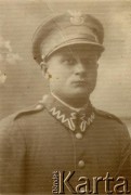 Przed 1939, Polska.
Brat Juljana Kołodzieja.
Fot. NN, udostępnił Alfredo Kołodziej, reprodukcje cyfrowe w Bibliotece Polskiej im. Ignacego Domeyki w Buenos Aires (Biblioteca Polaca Ignacio Domeyko) i w Ośrodku KARTA w Warszawie.