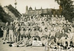 1945, Urbino, Włochy.
VII Pluton Szkolny Żandarmerii. 
Fot. NN, zbiory Silvii Szymuli, reprodukcje cyfrowe w  Bibliotece Polskiej im. Ignacego Domeyki w Buenos Aires (Biblioteca Polaca Ignacio Domeyko) i w Ośrodku KARTA w Warszawie