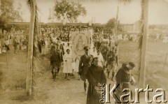 1945-1954, prawdopodobnie Las Lomitas, prowincja Formosa, Argentyna.
Uroczystość religijna.
Fot. NN, ze zbiorów Archivo Historico-Central 