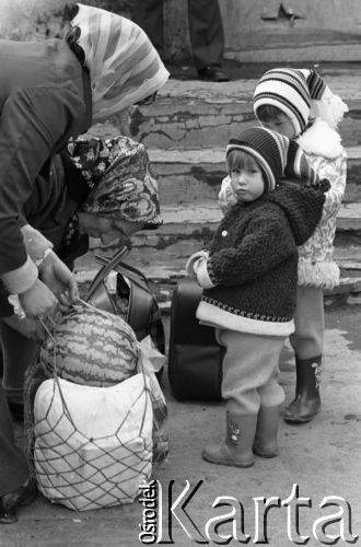 1977, Tynda, obwód amurski, Rosyjska Federacyjna Socjalistyczna Republika Radziecka, ZSRR.
Budowa Bajkalsko-Amurskiej Magistrali Kolejowej. Osiedle dla budowniczych.
Fot. Mikołaj Nesterowicz, zbiory Ośrodka KARTA
