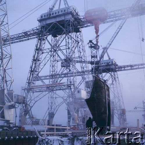 Druga połowa lat 70., Tobolsk, obwód tiumeński, RFSRR, ZSRR.
Budowa zakładów petrochemicznych.
Fot. Mikołaj Nesterowicz, zbiory Ośrodka KARTA
