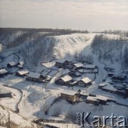 Druga połowa lat 70., Tobolsk, obwód tiumeński, RFSRR, ZSRR.
Drewniane budownictwo. 
Fot. Mikołaj Nesterowicz, zbiory Ośrodka KARTA
