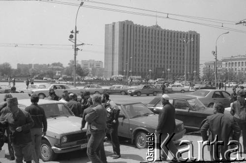 1992, Grozny, Czeczeńska Republika Iczkerii.
Gmach Pałacu Prezydenckiego.
Fot. Mikołaj Nesterowicz, zbiory Ośrodka KARTA