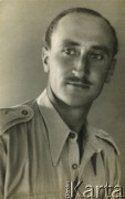 2.10.1943, Tel-Aviv, Palestyna.
Radosław Donimirski, żołnierz Armii Polskiej na Wschodzie. Po wojnie pozostał na emigracji, zamieszkał w Wielkiej Brytanii. Od 1976 roku pierwszy mąż Ludmiły Donimirskiej. 
Fot. NN, kolekcja Ludmiły Donimirskiej, reprodukcje cyfrowe w Ośrodku KARTA