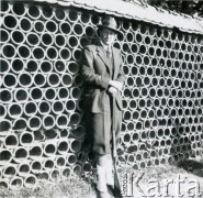 Lata 30., Kalinowa, woj. łódzkie, Polska.
Majątek rodziny Murzynowskich. Uczestnik polowania.
Fot. NN, kolekcja Barbary Murzynowskiej, reprodukcje cyfrowe w Ośrodku KARTA