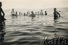 22.09.1940, Palestyna. 
Żołnierze Brygady Strzelców Karpackich podczas odpoczynku nad jeziorem Genezaret. 
Fot. NN, kolekcja Ireny Wolickiej-Wolszleger, reprodukcje cyfrowe w Ośrodku KARTA