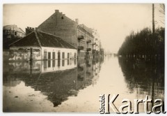 1931, Wilno, Polska.
Powódź, zalane miasto.
Fot. Photo Jean, kolekcja Janusza Sijki, zbiory Fundacji Ośrodka KARTA