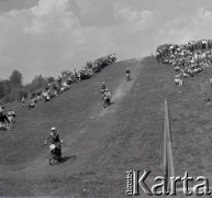 Lata 60., Warszawa, Polska.
Zawody motocrossowe.
Fot. Marek Zürn, zbiory Fundacji Ośrodka KARTA