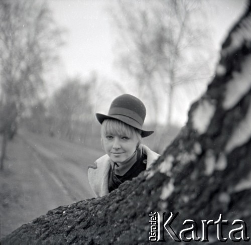 1967-69, Warszawa, Polska.
Maryla Rodowicz, piosenkarka, n/z jako studentka Akademii Wychowania Fizycznego.
Fot. Marek Zürn, zbiory Fundacji Ośrodka KARTA