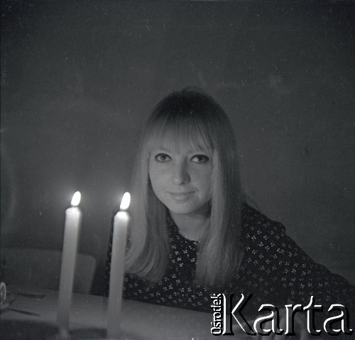 1967-69, Warszawa, Polska.
Maryla Rodowicz, piosenkarka, n/z jako studentka Akademii Wychowania Fizycznego.
Fot. Marek Zürn, zbiory Fundacji Ośrodka KARTA