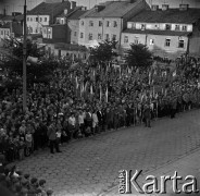09.1969, Płock, Polska.
Uroczystość odsłonięcia Pomnika 13 Straconych, upamiętniającego członków ruchu oporu straconych w tym miejscu przez hitlerowców w 1942 roku.
Fot. Marek Zürn, zbiory Fundacji Ośrodka KARTA