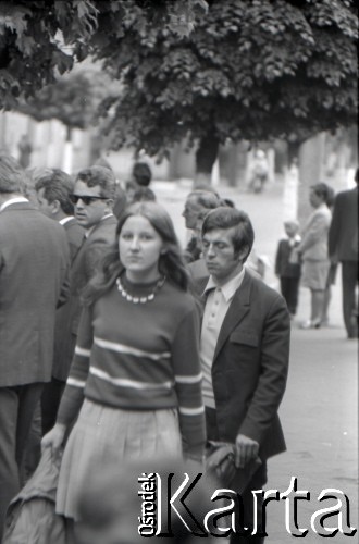 Lata 60., Biała Podlaska, Polska.
Procesja w Boże Ciało.
Fot. Marek Zürn, zbiory Fundacji Ośrodka KARTA