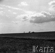 Lata 60., Lubelszczyzna, Polska.
Prace rolne.
Fot. Marek Zürn, zbiory Fundacji Ośrodka KARTA