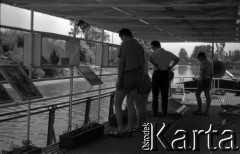 Lata 60., Warszawa, Polska.
Wystawa na barce 
